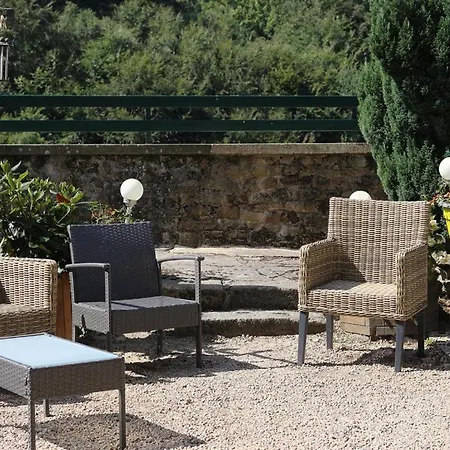 Pensjonat Chambres D'hotes A La Garde Ducale 3*