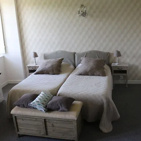 Pensjonat Chambres D'hotes A La Garde Ducale 3*